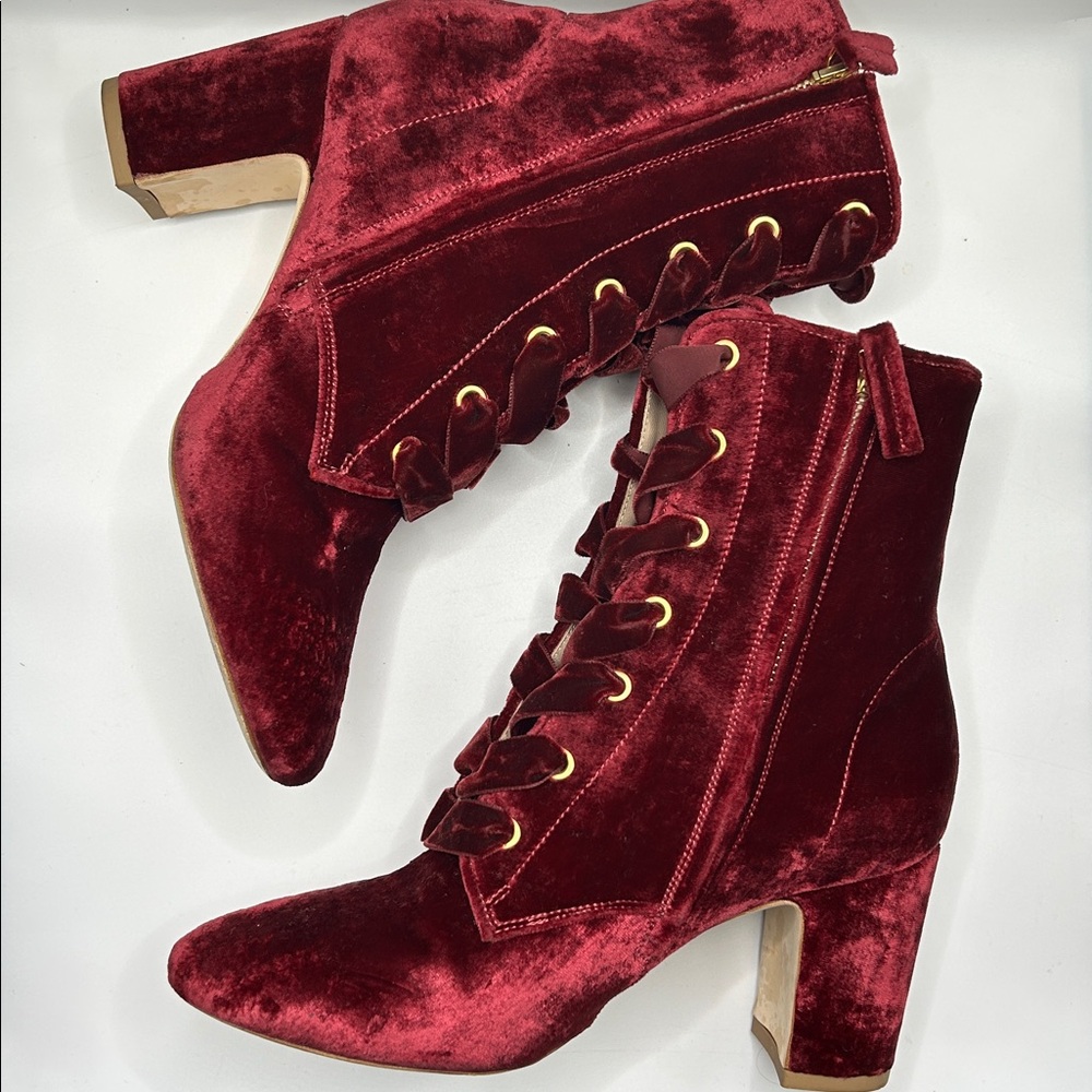 Polly Plume Women’s Boot Heels size 7.5 - Picture 5 of 11